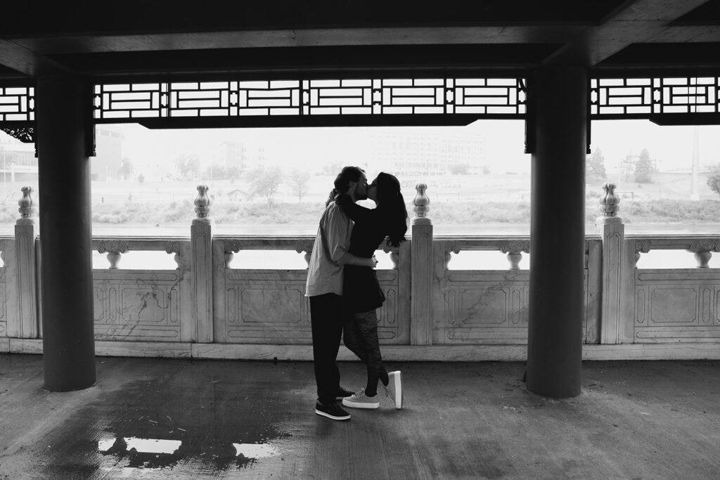 Engagement photos Des Moines Asian Gardens best locations for engagement photos Des Moines Iowa