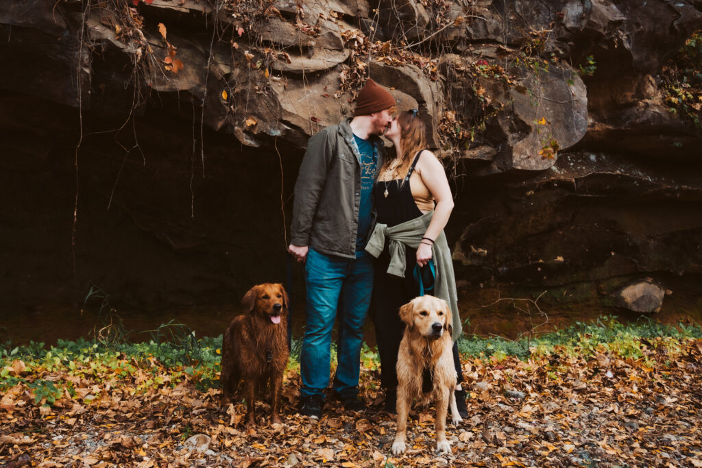 Engagement photos with dog save the date scenic park Des Moines Iowa