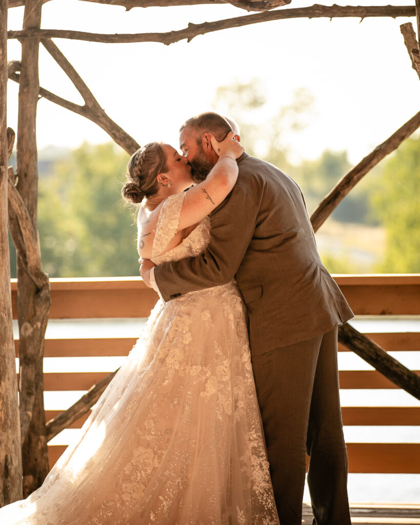Sunset Ridge Barn wedding venue Des Moines Iowa Wedding photography