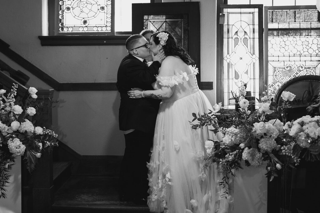 WEST END ARCHITECTURAL SALVAGE Des Moines Iowa Wedding Venue Wedding Photographer