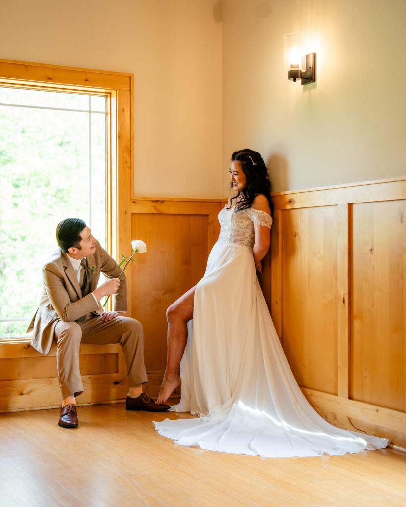 Chateau at White Oak Wedding venue Des Moines Iowa wedding photographer