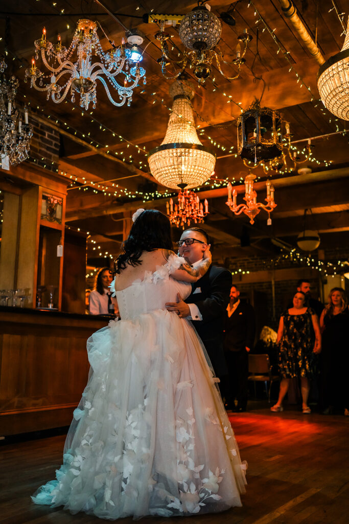 WEST END ARCHITECTURAL SALVAGE Des Moines Iowa Wedding Venue Wedding Photographer