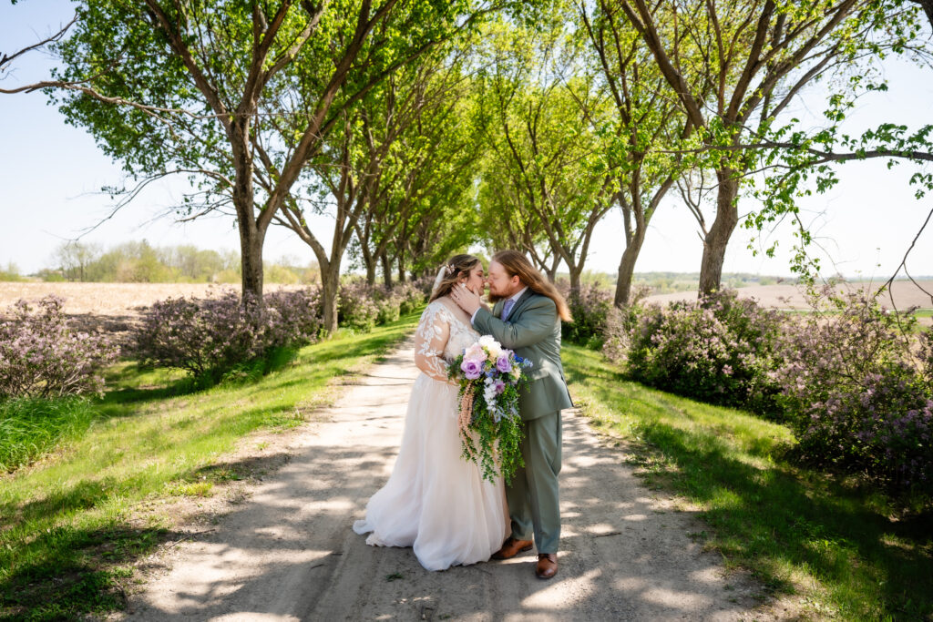 Sugar Grove wedding venue Newton Iowa 