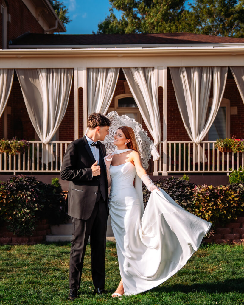 1868 Farmhouse Wedding Venue Des Moines Iowa Wedding Photographer