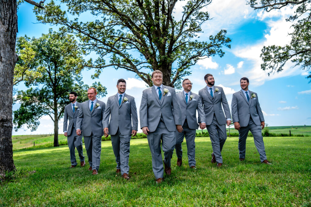 Wedding party photos at Bluebird Hill wedding venue