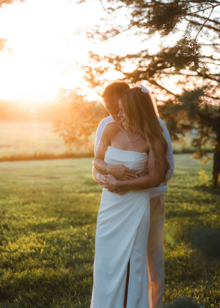 the Conrad Mansion Iowa wedding sunset photos